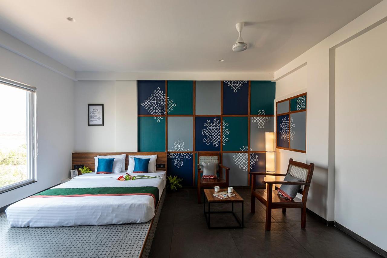 The Cult Stay Solāpur Exterior foto