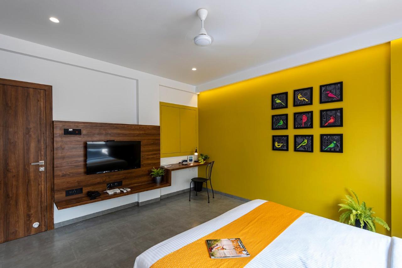 The Cult Stay Solāpur Exterior foto