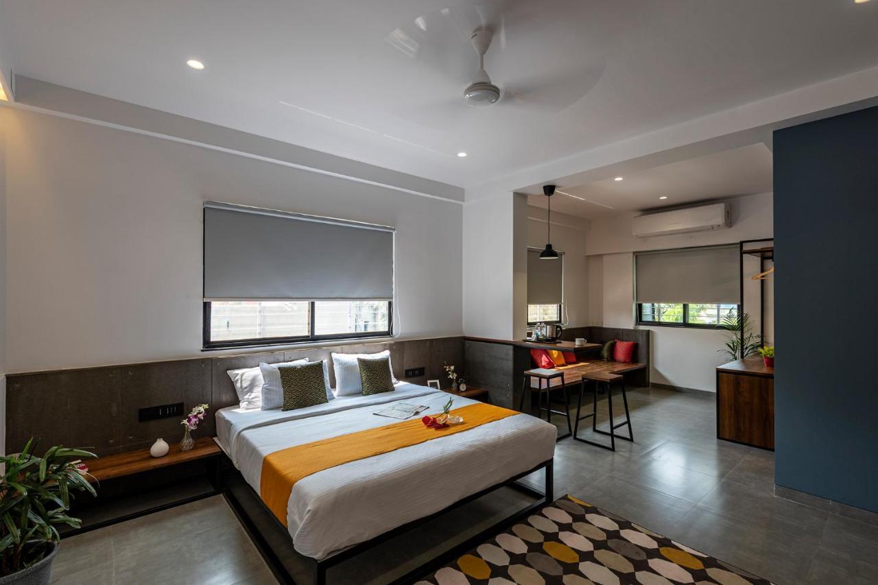 The Cult Stay Solāpur Exterior foto