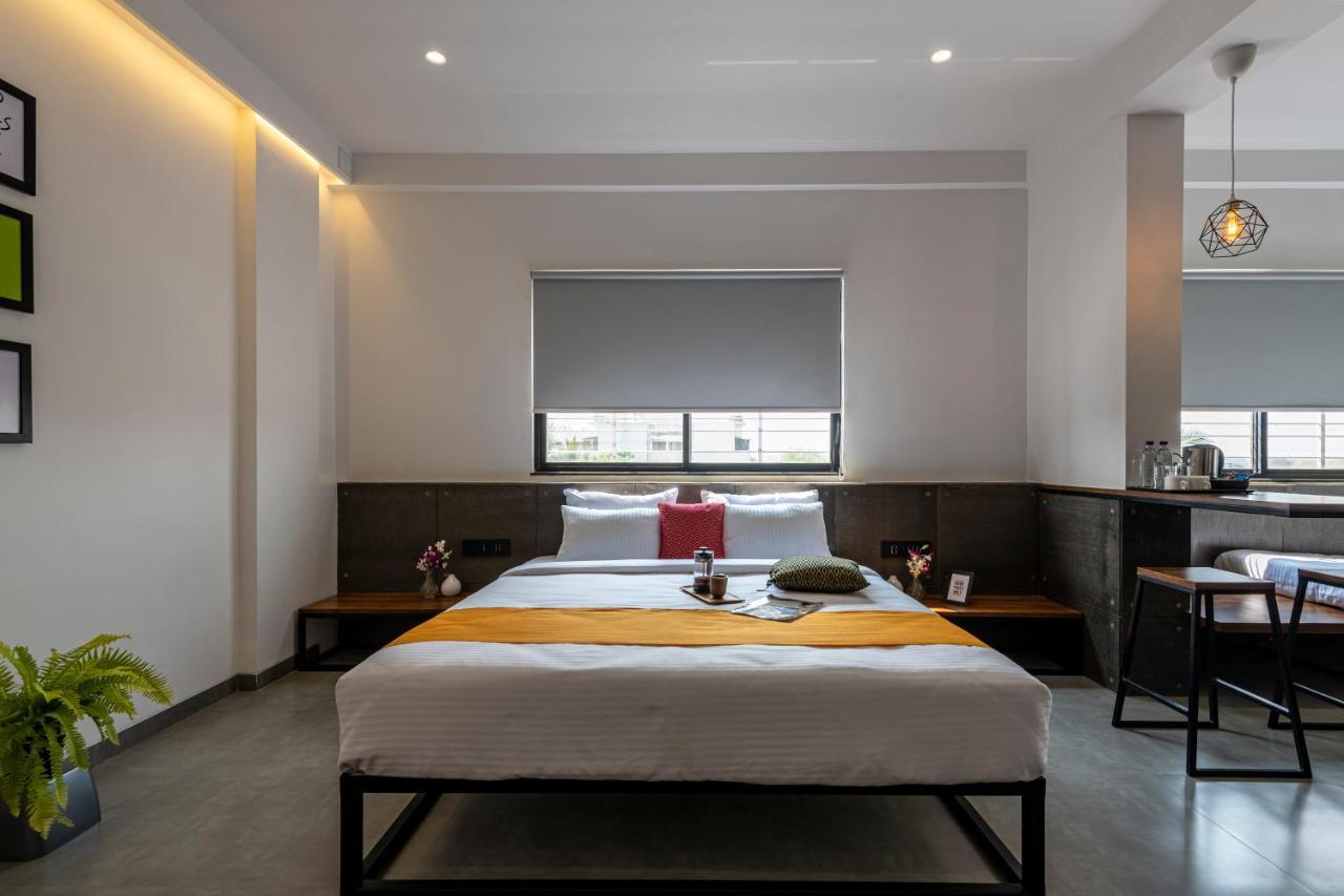 The Cult Stay Solāpur Exterior foto