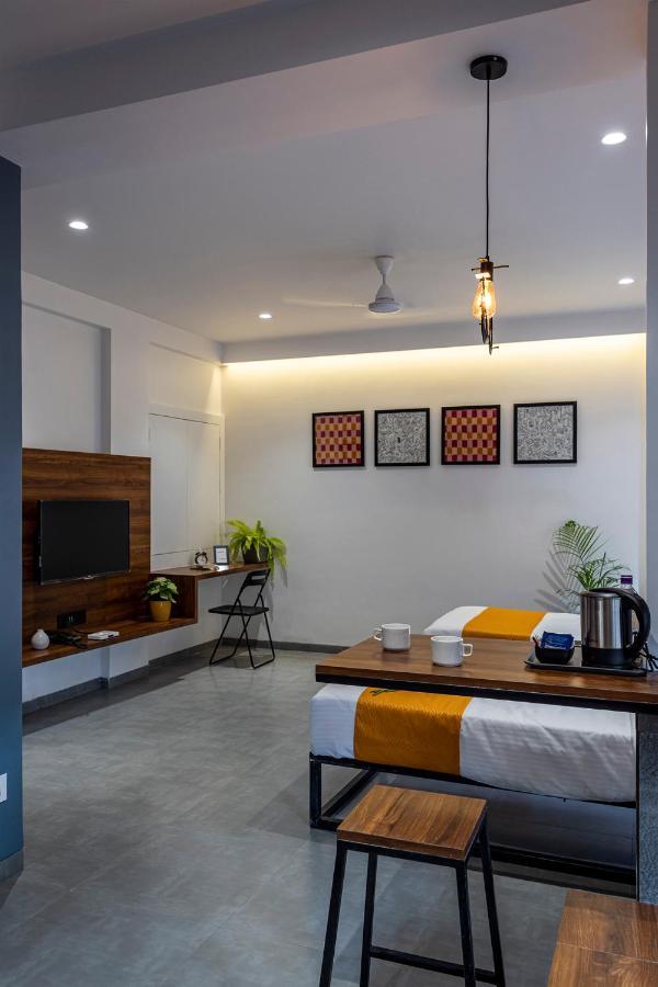 The Cult Stay Solāpur Exterior foto