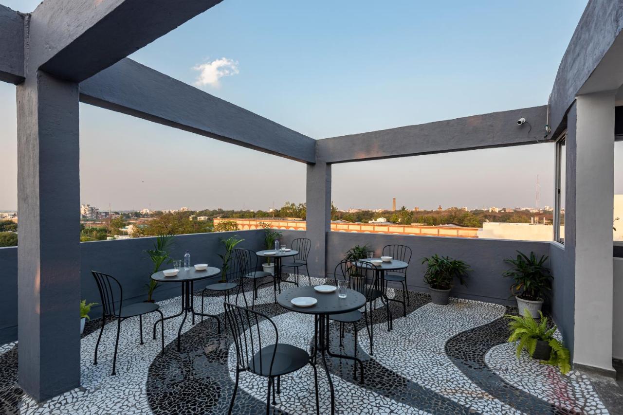 The Cult Stay Solāpur Exterior foto