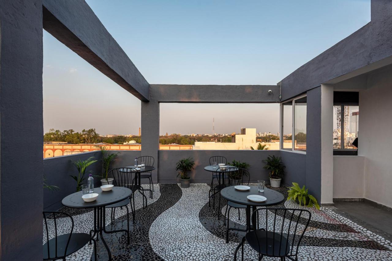 The Cult Stay Solāpur Exterior foto